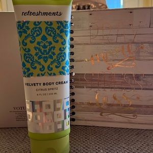 Refreshments Velvety Body Cream Citrus Spritz